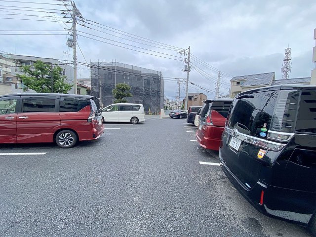 コープ行徳の駐車場|駐車場