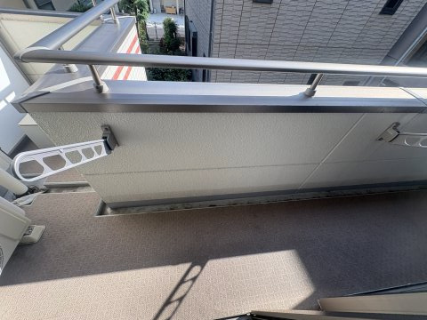 エルパシオン吹田泉町のバルコニー