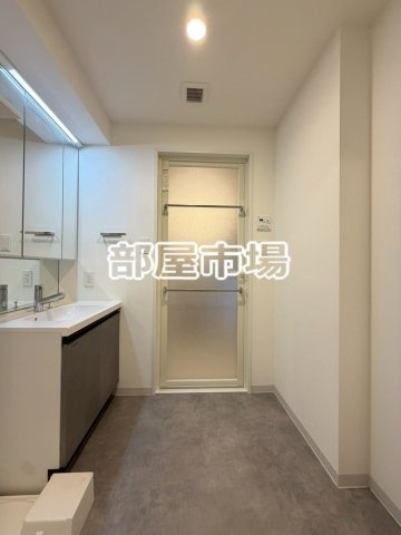 SHIN-HATOYAの洗面所