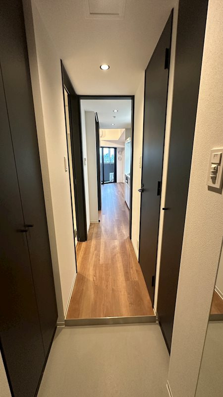 新品家具付きマンション新宿11(KaGood東京)の玄関
