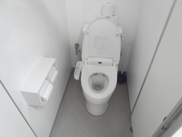 吹田市江坂町１丁目の店舗事務所