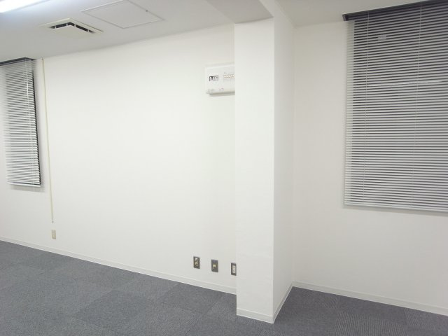 吹田市江坂町１丁目の店舗事務所