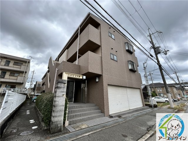 シャトル大久保の外観