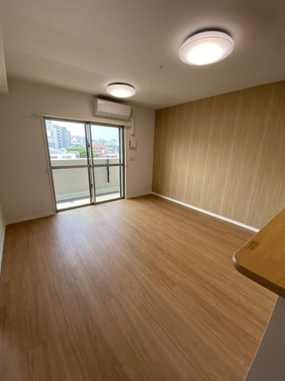 【居間・リビング】SunResidence小禄
