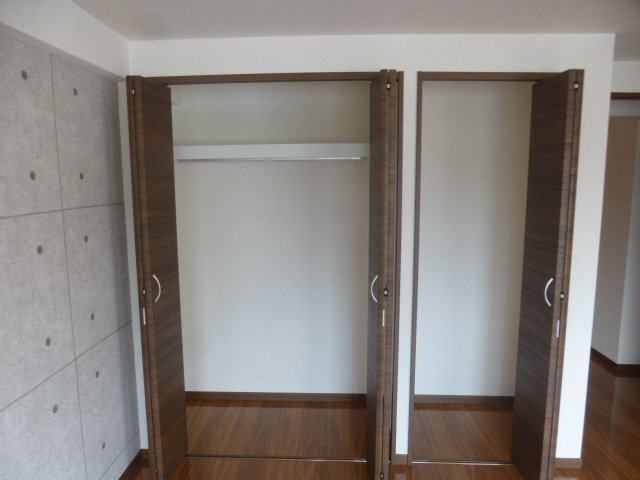 姫路市梅ケ枝町の賃貸マンションの収納