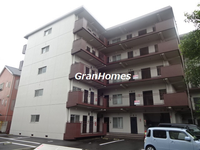 姫路市梅ケ枝町の賃貸マンションの外観