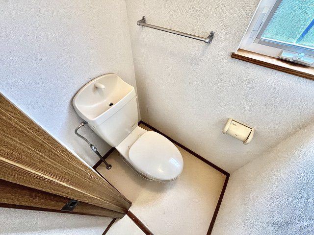 ラベンダーのトイレ