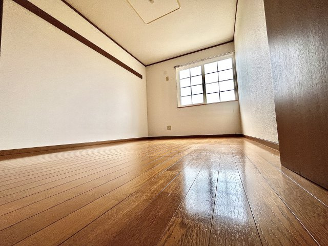ラベンダーの洋室
