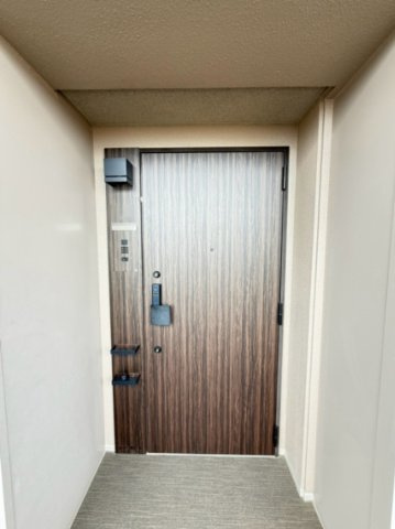 パークシュロス芦屋の玄関