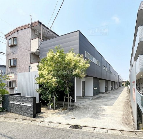GARAGE HOUSE La Diceの外観|お洒落な外観です★
