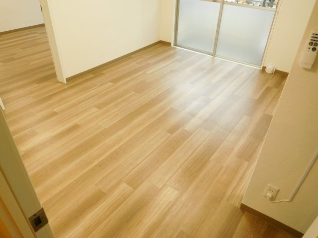 コーポ高木の居間・リビング