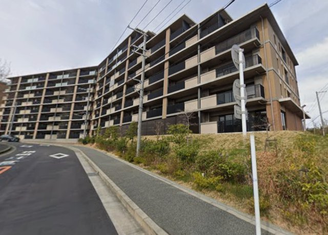 プレミスト北千里クラッシィ　J棟の外観