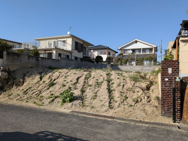 平群町緑ヶ丘3丁目土地の周辺