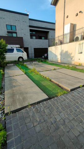 凛樹 la collineの駐車場