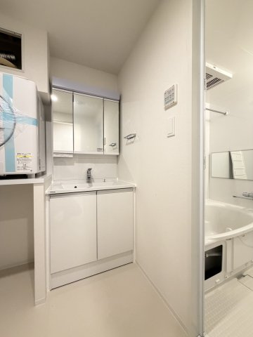 スプランディッド新金岡の洗面所