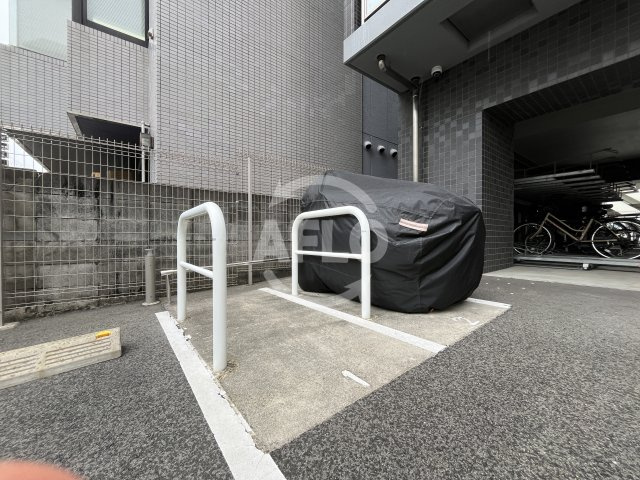 ワールドアイ江坂アルバのその他|ワールドアイ江坂アルバ　バイク置き場