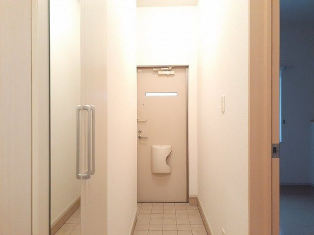 ガーデンハイツの玄関