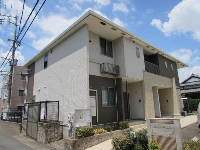 ガーデンハイツの外観