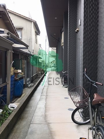 アンピオ吉塚3番館