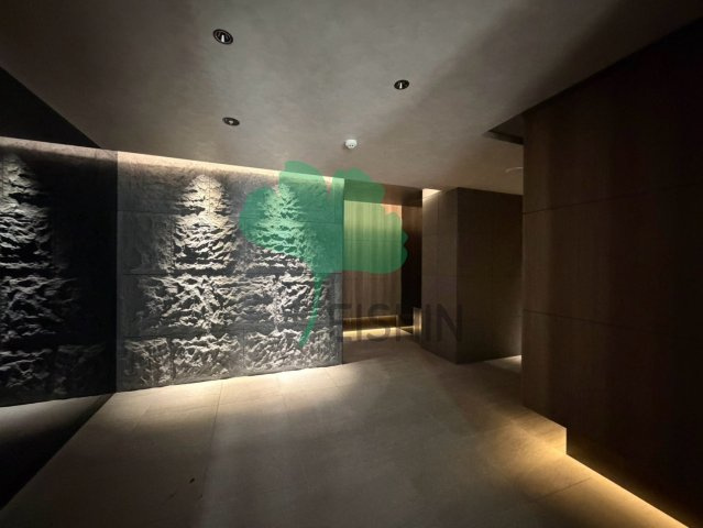 S-RESIDENCE博多駅東awesomeのエントランス