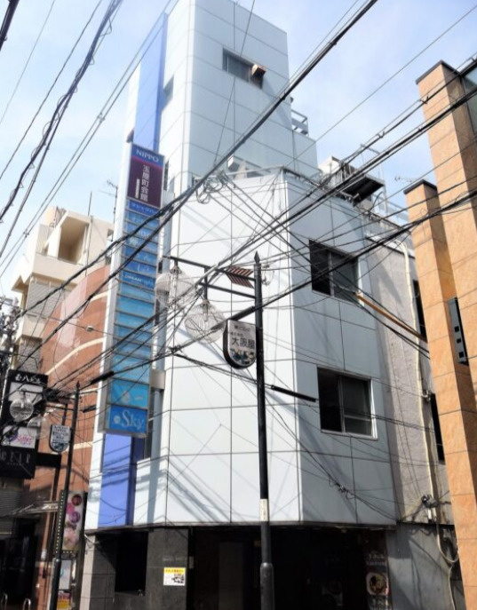 大阪市中央区東心斎橋２丁目の店舗一部