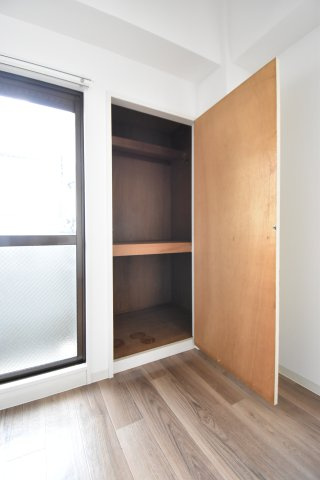 SKハイツ照ヶ丘の収納