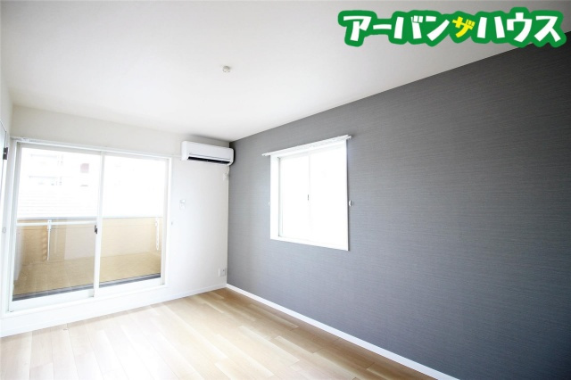 Louvre西中新田の内装