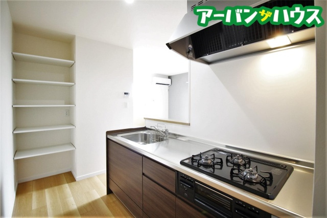 Louvre西中新田のキッチン