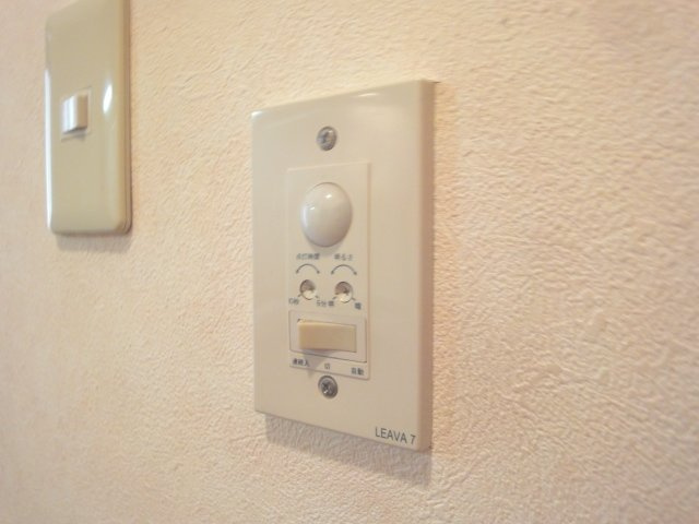 【設備】 | グランドパレス宮西 | 人感センサー付き照明