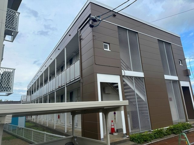 レオパレスフローラの外観