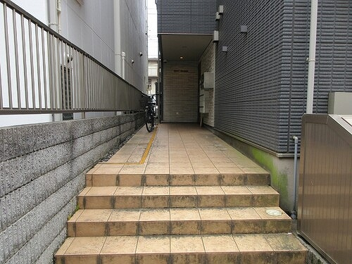 【エントランス】 | エヴァーグリーン新宿 | エントランス