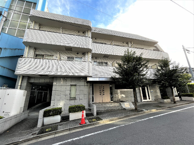 ステージグランデ市谷薬王寺の外観