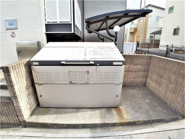 レオパレス小池のその他