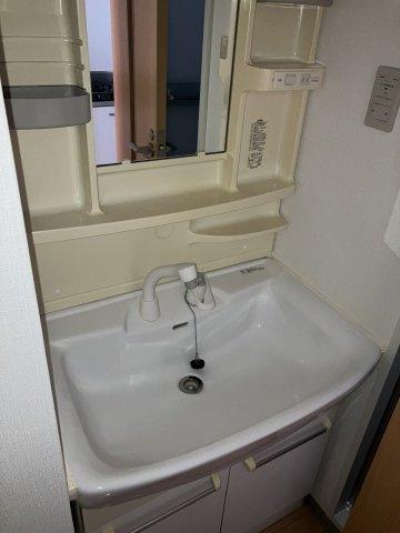 三和北新宿の洗面所