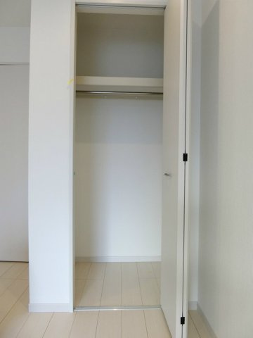 リブリ・国立北の収納