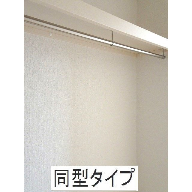 岐阜市琴塚３丁目のアパートの収納