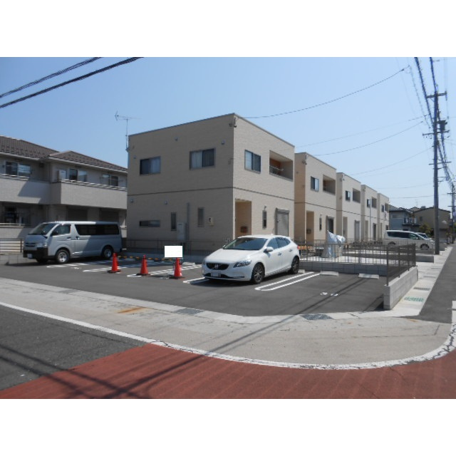 岐阜市今嶺２丁目の駐車場の外観