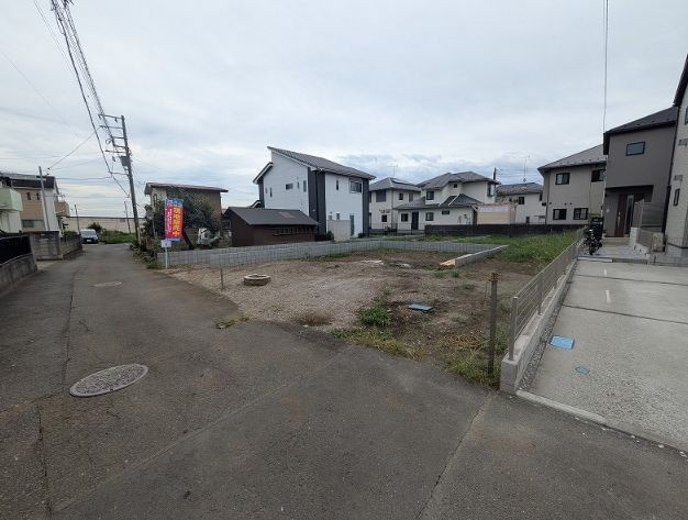 厚木市林4丁目新築戸建て　2期2号棟の前面道路含む現地写真|前面道路含む現地写真です