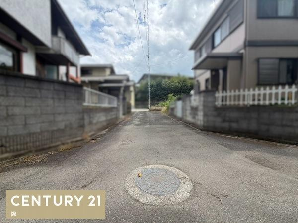 貴志川町長山　土地の前面道路含む現地写真