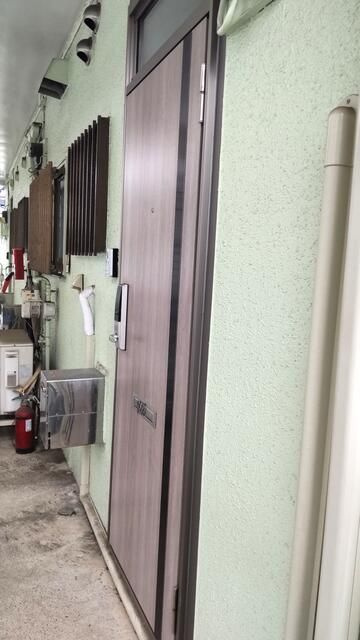 サンコーポの玄関