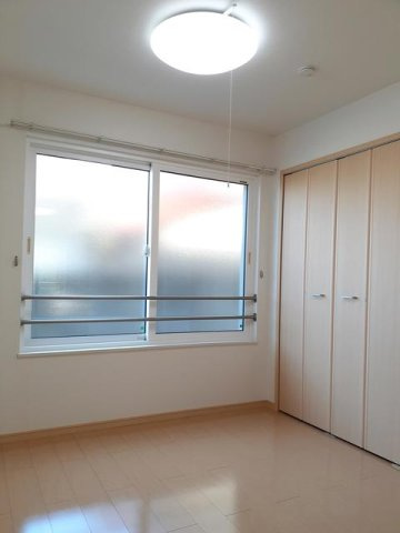 富山市牛島本町２丁目のアパートの内装
