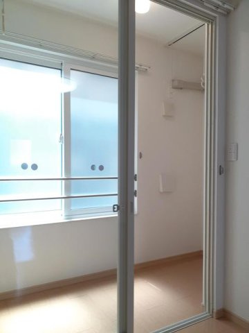 富山市牛島本町２丁目のアパートのその他