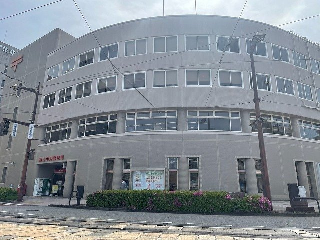 富山市神通本町１丁目の賃貸マンションの周辺|富山中央郵便局まで500m