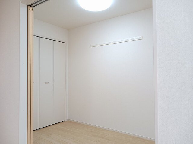 富山市本郷町のアパートの内装