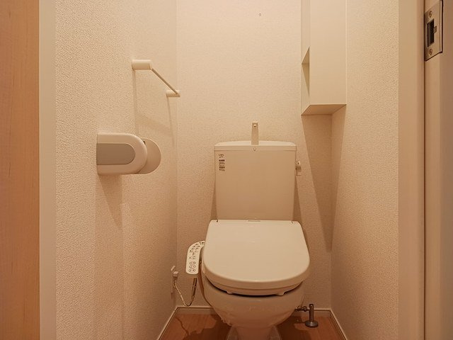 富山市婦中町砂子田のアパートのトイレ