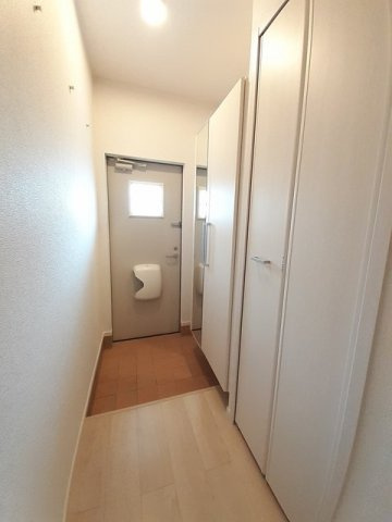 グレイトフルⅡの玄関