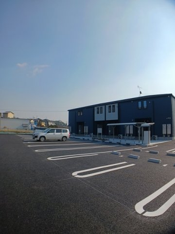 Ｍ＆Ｈ　ＸⅡの駐車場