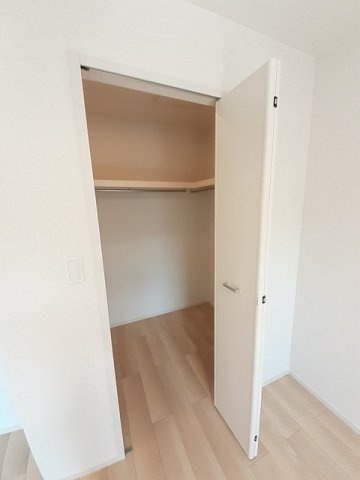 エスポワール　ホウフⅢの収納