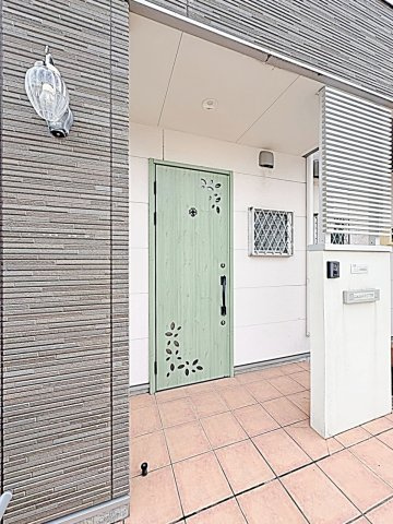 ベルノリエ桜ヶ丘の玄関