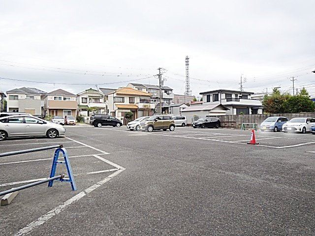 肥後ビルの駐車場